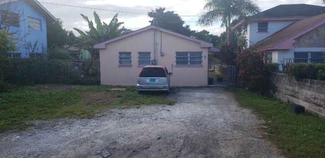 19 Wallace Road, New Providence/Paradise Island