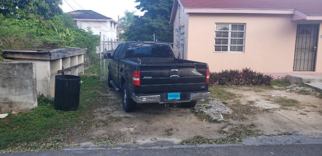 34 Flamingo Avenue, New Providence/Paradise Island