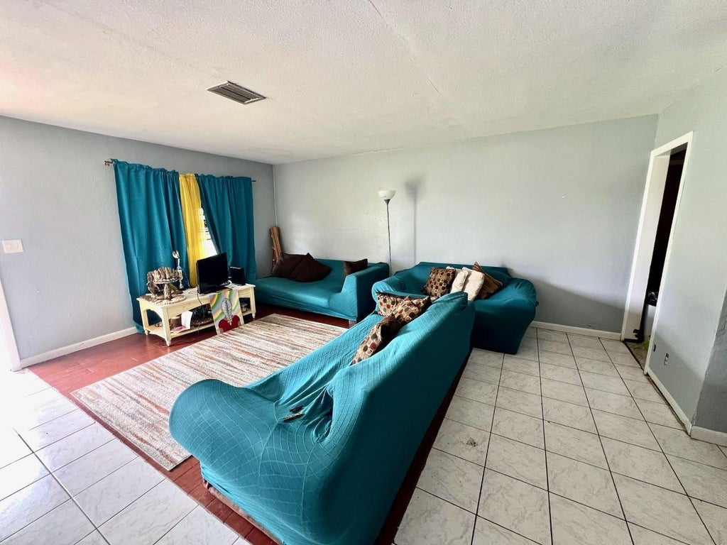 15 Ericson Drive, Grand Bahama/Freeport Property Listing MLS® 57007