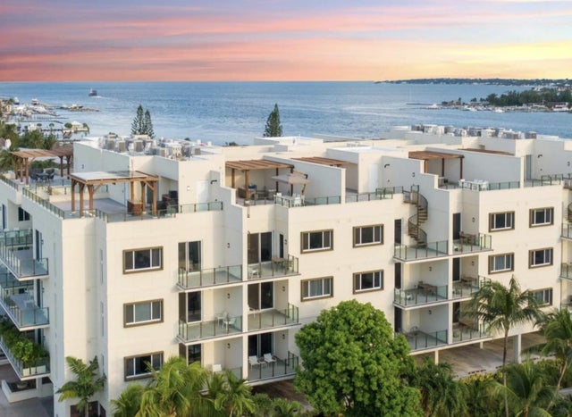 101a Thirty Six Paradise, New Providence/Paradise Island