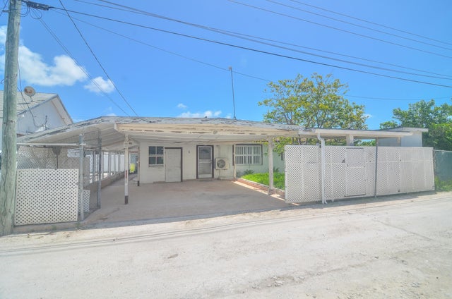 9 Sea Link Drive, New Providence/Paradise Island