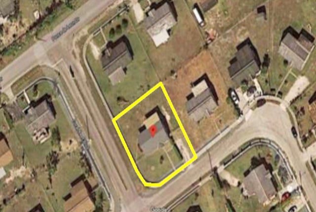 52 Coral Reef Boulevard, Grand Bahama/Freeport