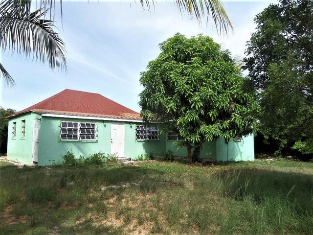 2bd/1ba House, Long Island