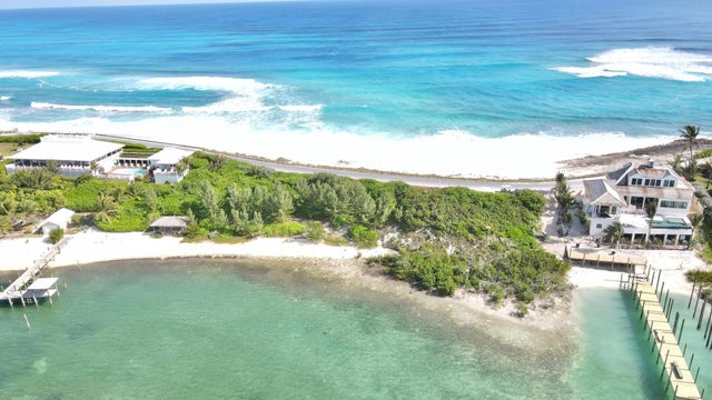 Lot B White Sound, Abaco