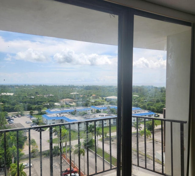 Lucayan Towers North, Grand Bahama/Freeport