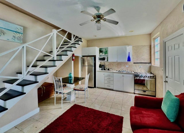 17 Douglas Road, New Providence/Paradise Island