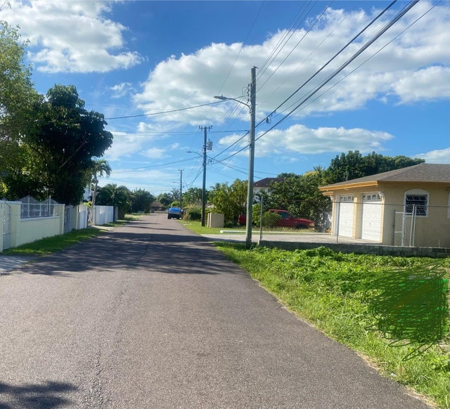 Winters Drive, New Providence/Paradise Island