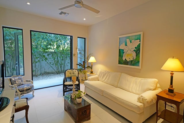 Westend, Love Beach Gb1, New Providence/Paradise Island