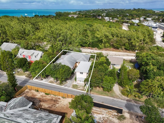 Settler Road, Eleuthera