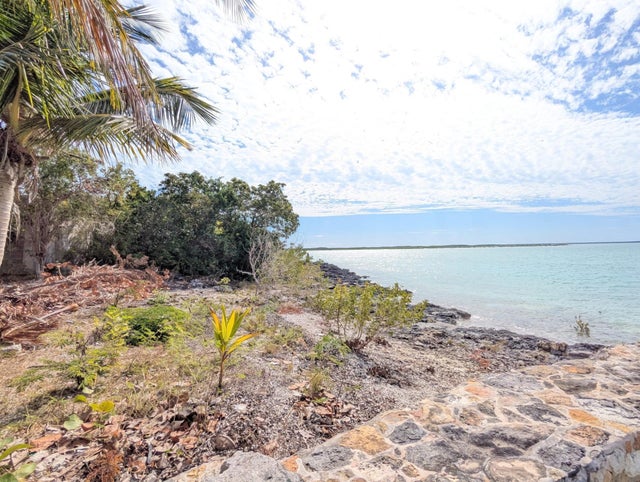 17 The Cays, Exuma & Exuma Cays