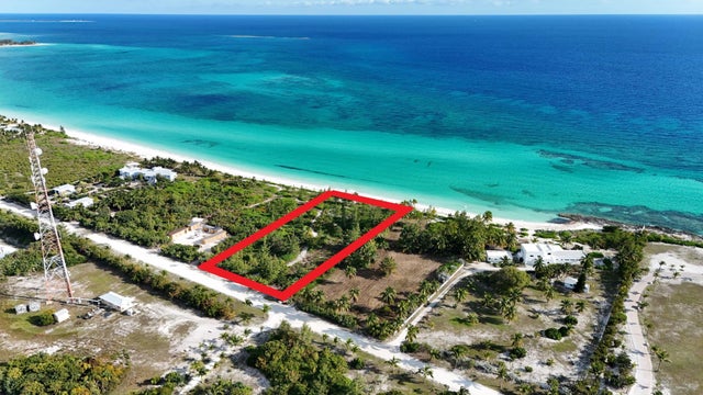 Queens Beach- Chub Cay Lot 1, Berry Islands