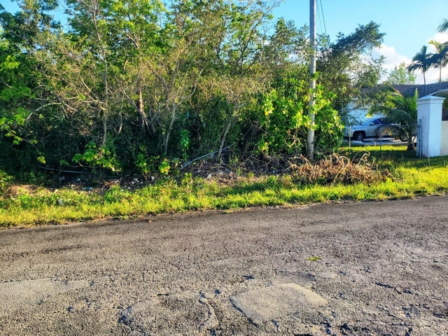 Duplex Lot, Ludford Drive 1, Grand Bahama/Freeport