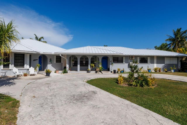 Greening Glade Home 2, Grand Bahama/Freeport
