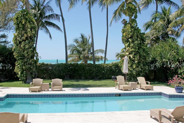 Marine Drive, New Providence/Paradise Island