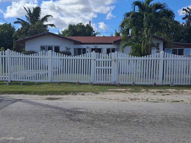 Bamboo Street 1, New Providence/Paradise Island
