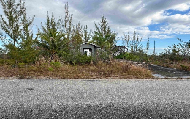 Fixer Upper Suffolk Subd, Grand Bahama/Freeport