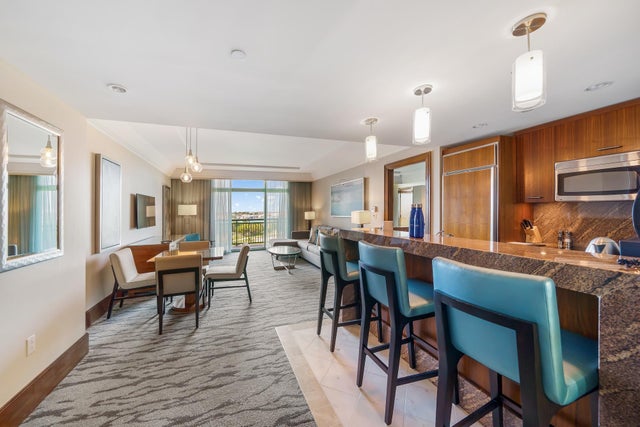 The Reef 15-919, New Providence/Paradise Island