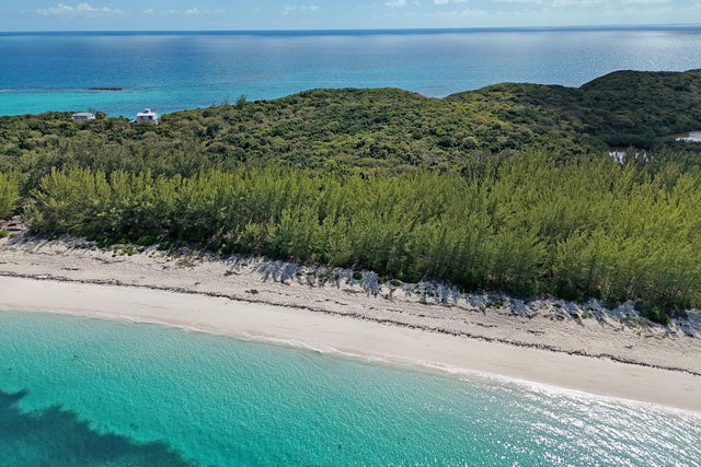 Rose Island Acreage, Rose Island