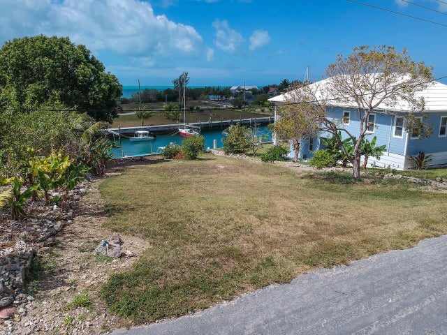 Canal Lot 11, Pelican Bay, Eleuthera