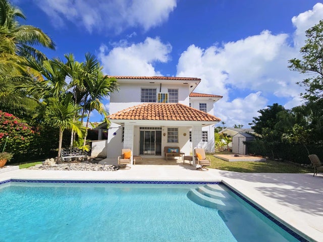 11 Hampshire Street 2, New Providence/Paradise Island