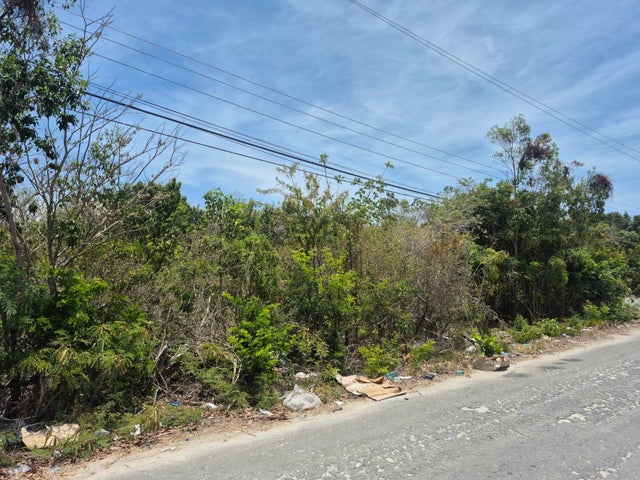 Knowles Hill, Eleuthera