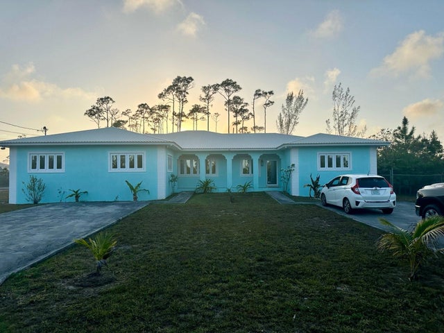 Lincoln Green Duplex 2, Grand Bahama/Freeport