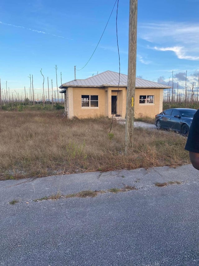 Durham Circle 19, Grand Bahama/Freeport