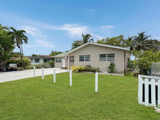 446 Golden Gates #2, New Providence/Paradise Island