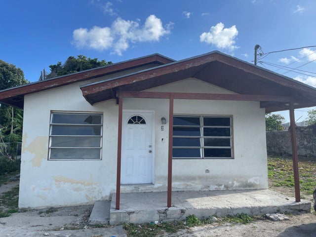 Fixer Upper, Grants Town, New Providence/Paradise Island