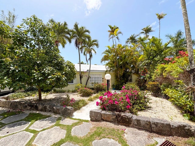 Eastern Road, New Providence/Paradise Island