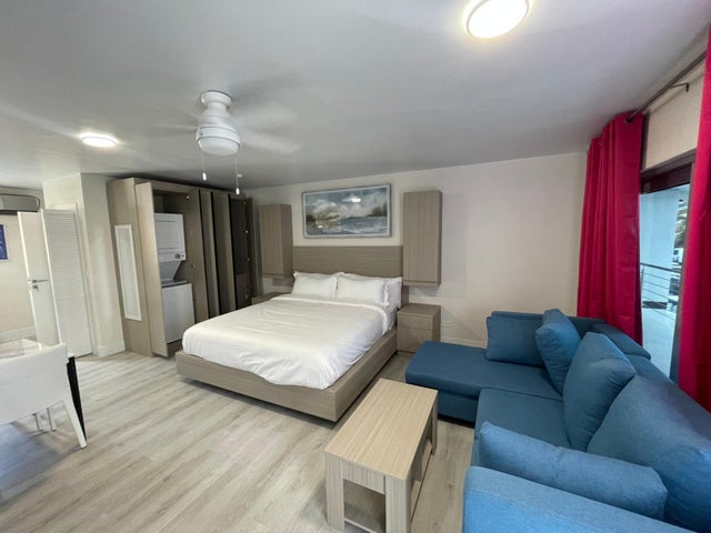 West Bay Street 1, New Providence/Paradise Island