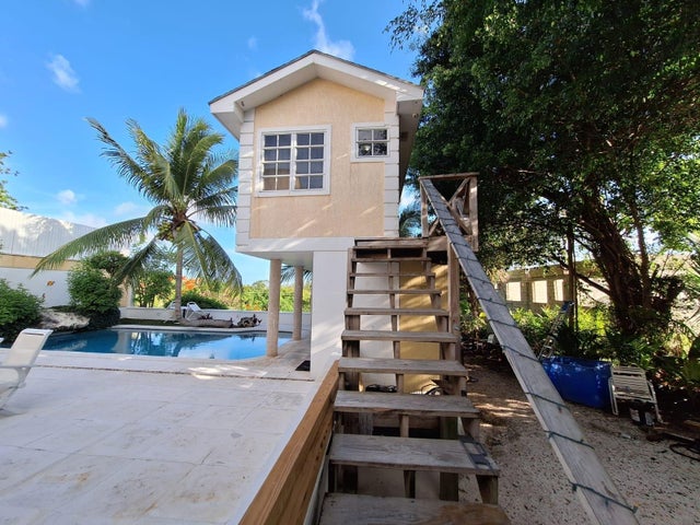 001 Atlantic Drive, New Providence/Paradise Island