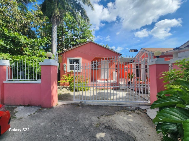 Englerston Addition, New Providence/Paradise Island