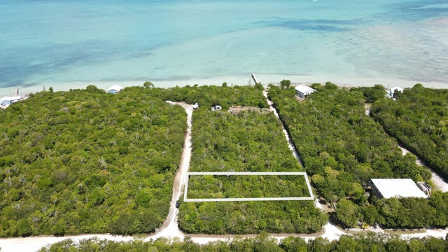 Lot 27, Lubbers Quarters, Abaco