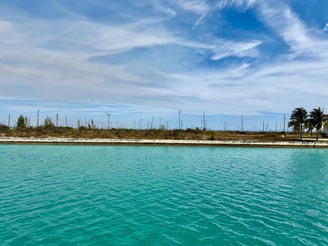 Shell Place, Grand Bahama/Freeport