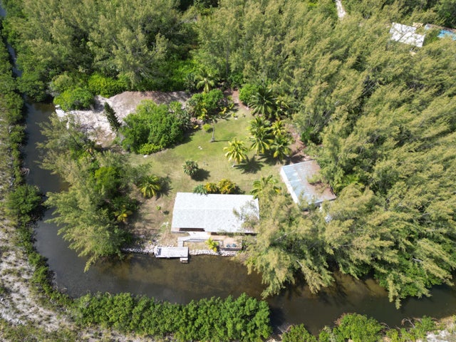 54 Rain Tree Lane, Abaco