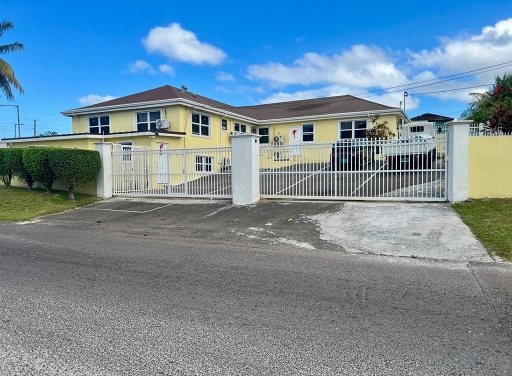 Christie Ave 2, New Providence/Paradise Island
