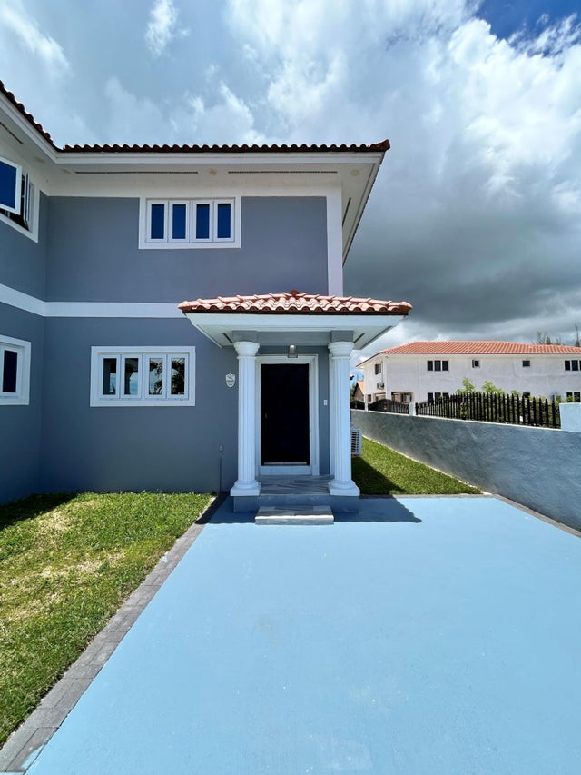 Via Della Rosa, New Providence/Paradise Island