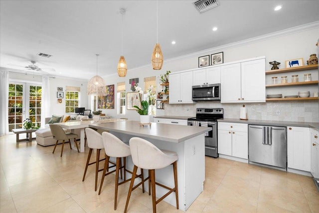 Balmoral 50, New Providence/Paradise Island