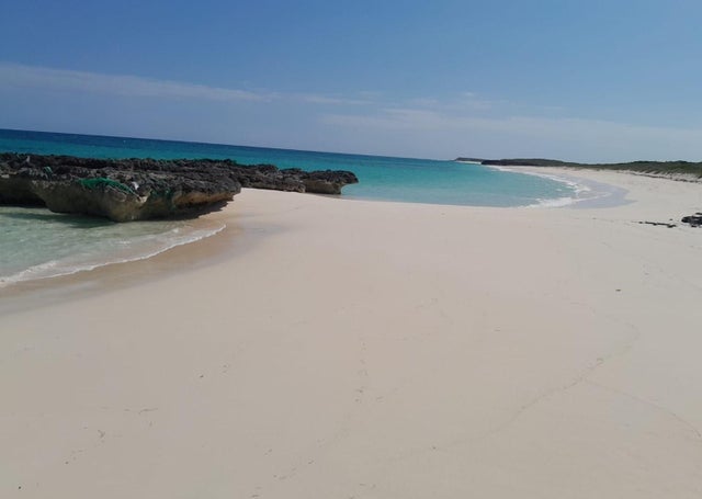 Cat Island Acreage, Cat Island