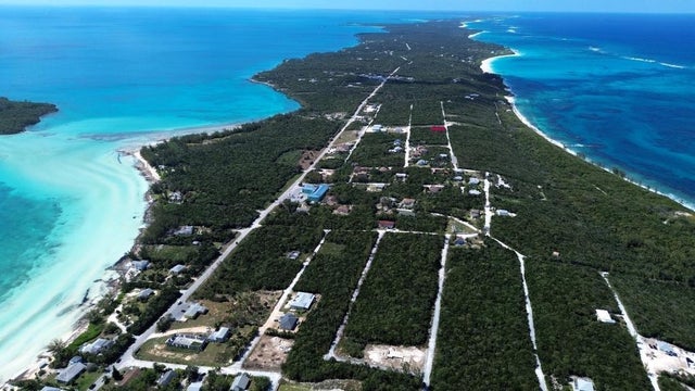 Jacaranda Drive, Eleuthera
