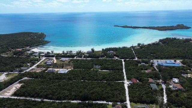 Mangrove Street, Eleuthera