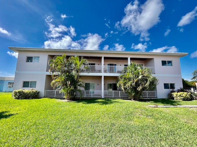 Blue Marina Condominum 502, Grand Bahama/Freeport