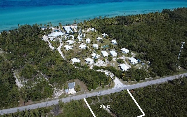 26 C Driggs Hill, Andros