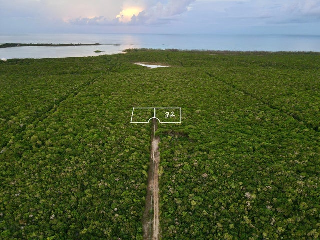 Tarpum Bay Lot# 32, Eleut, Eleuthera