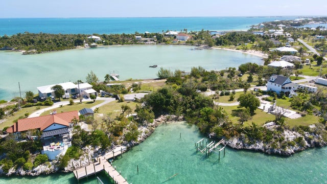 Pelican Shores Road, Abaco
