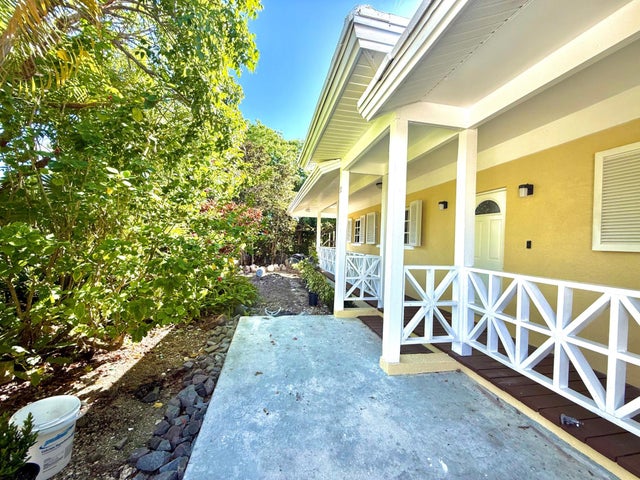 12 Cannon Drive, Grand Bahama/Freeport
