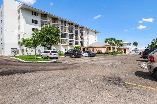 Unit 301 Pilot House 301, New Providence/Paradise Island