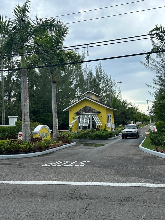 Dragon Fly Dr South Ocean 42, New Providence/Paradise Island