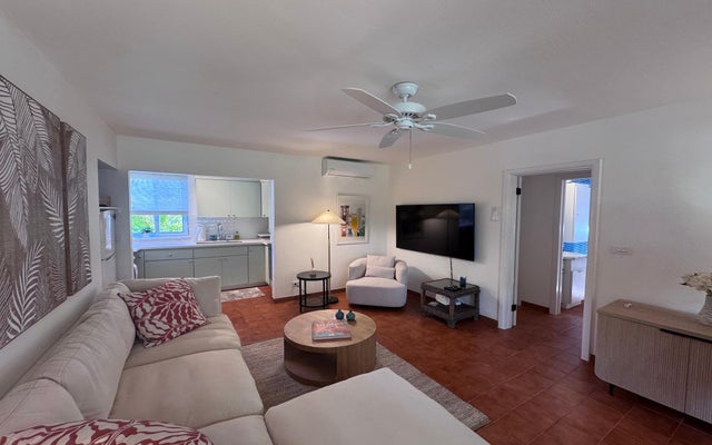 12a, Carefree 12a, New Providence/Paradise Island